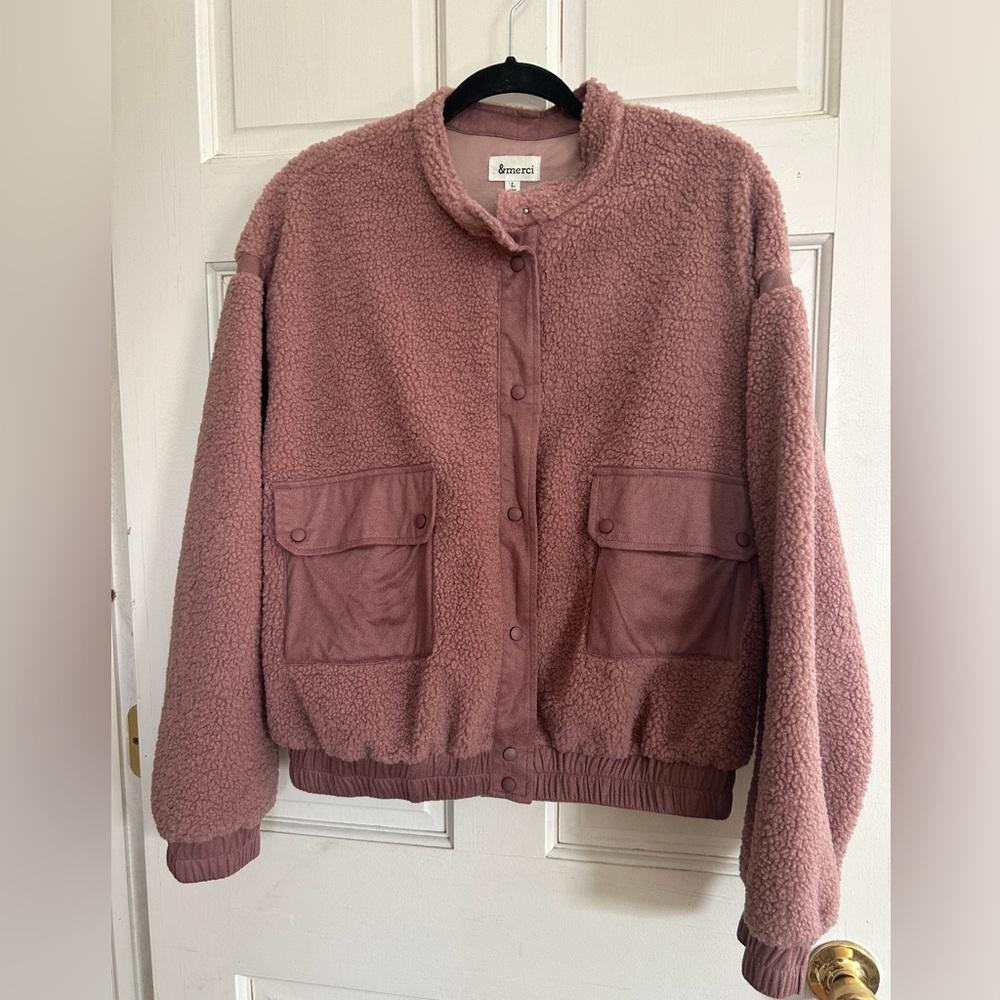 Like New! &Merci Teddy Jacket with Pockets in Rosewood. Size Large